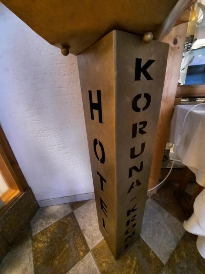 Hotel Koruna Jeseník エクステリア 写真