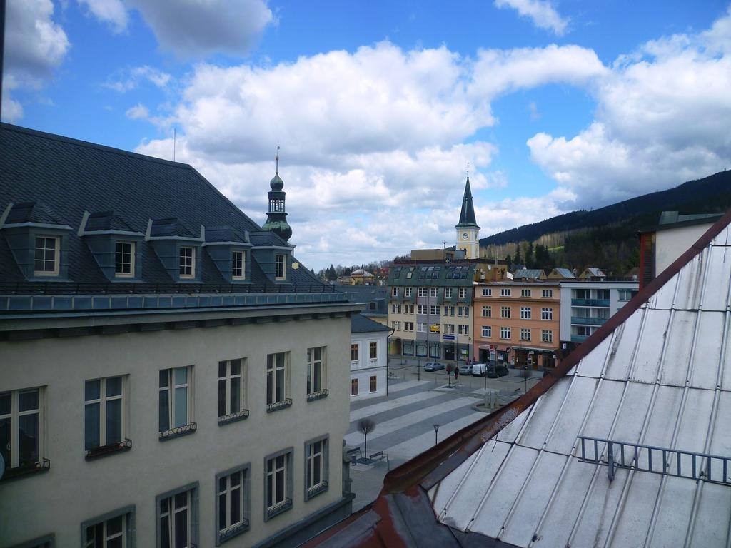 Hotel Koruna Jeseník エクステリア 写真